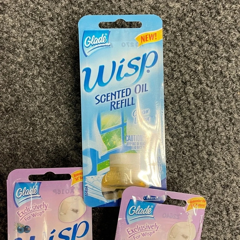 Glade Wisp Refills Clean Linen and Mountain Berry Discontinued HTF 2005 3 total - Picture 3 of 5